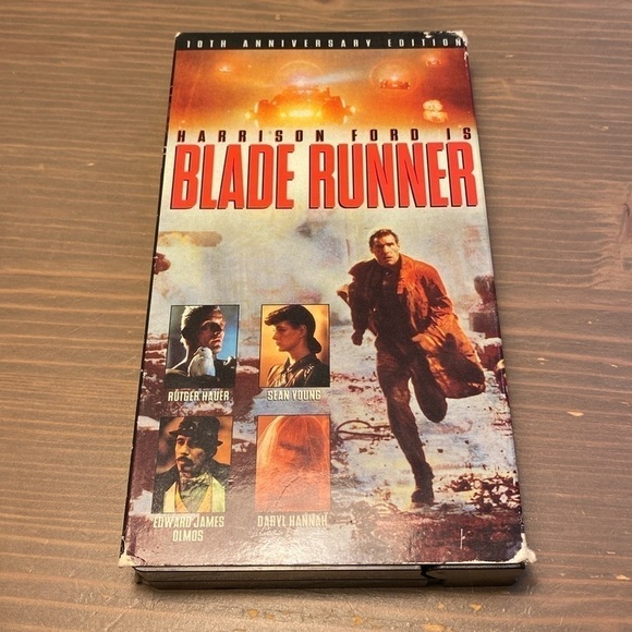 10th Anniversary Edition - Blade Runner VHS​ - Picture 1 of 4
